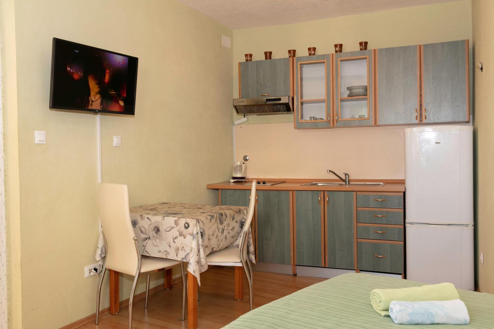 Apartmani Darinka Baška Voda Exterior foto