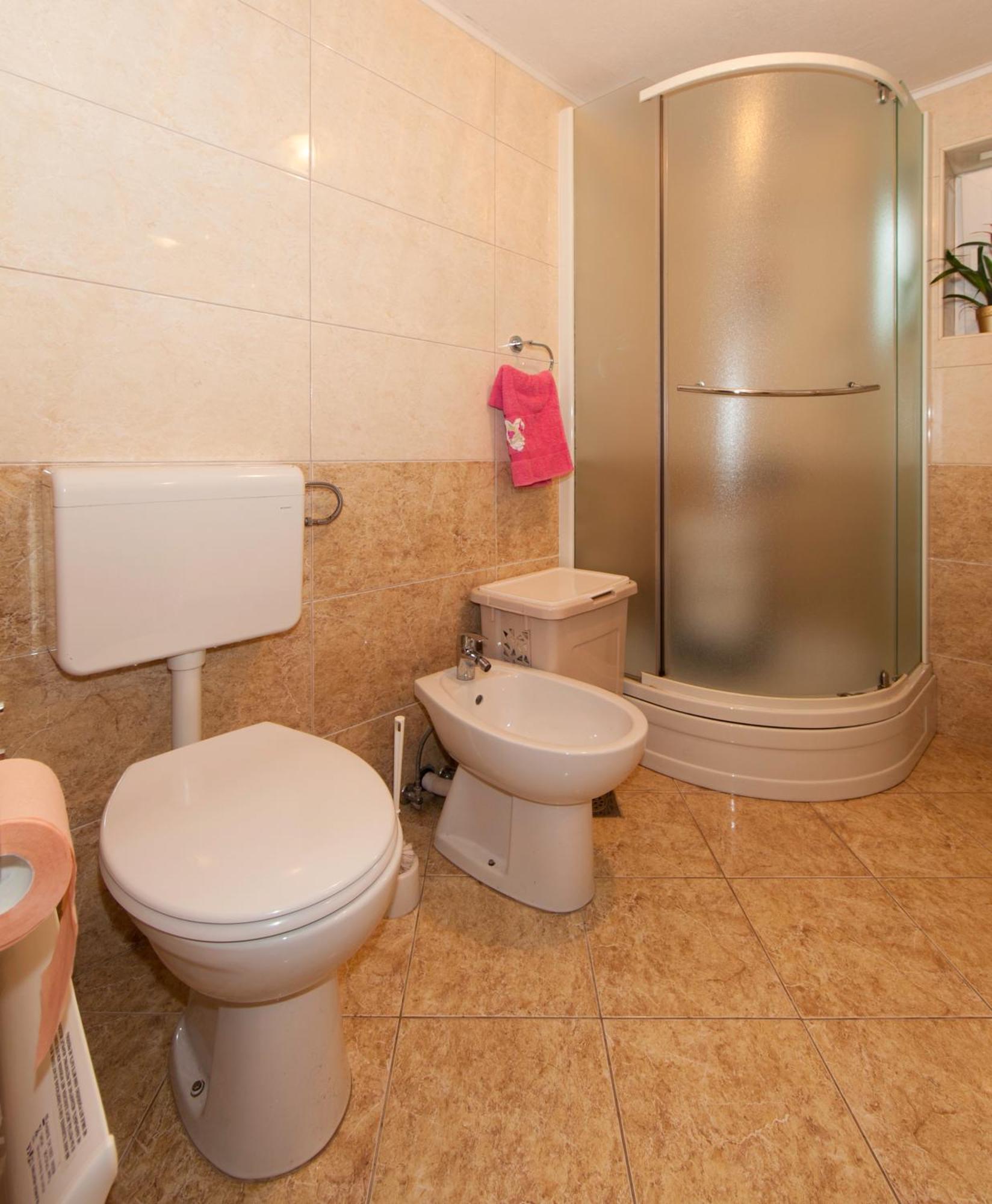 Apartmani Darinka Baška Voda Exterior foto