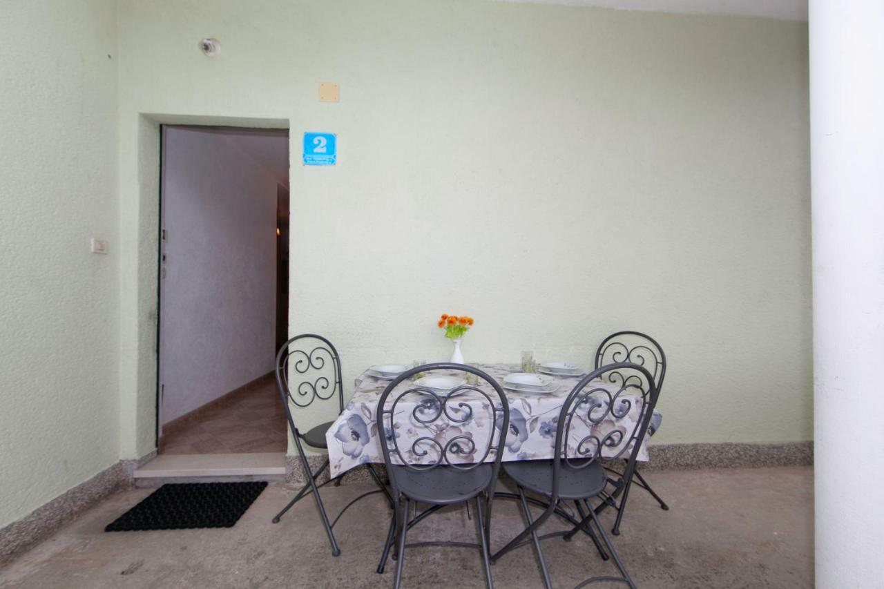 Apartmani Darinka Baška Voda Exterior foto